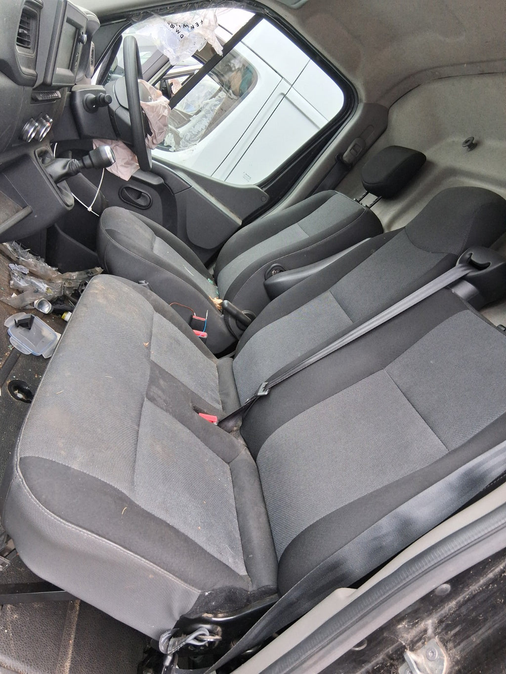2021 NISSAN NV400 MK1 NSF PASSENGER SIDE FRONT SEAT BENCH DOUBLE COMPLETE FABRIC