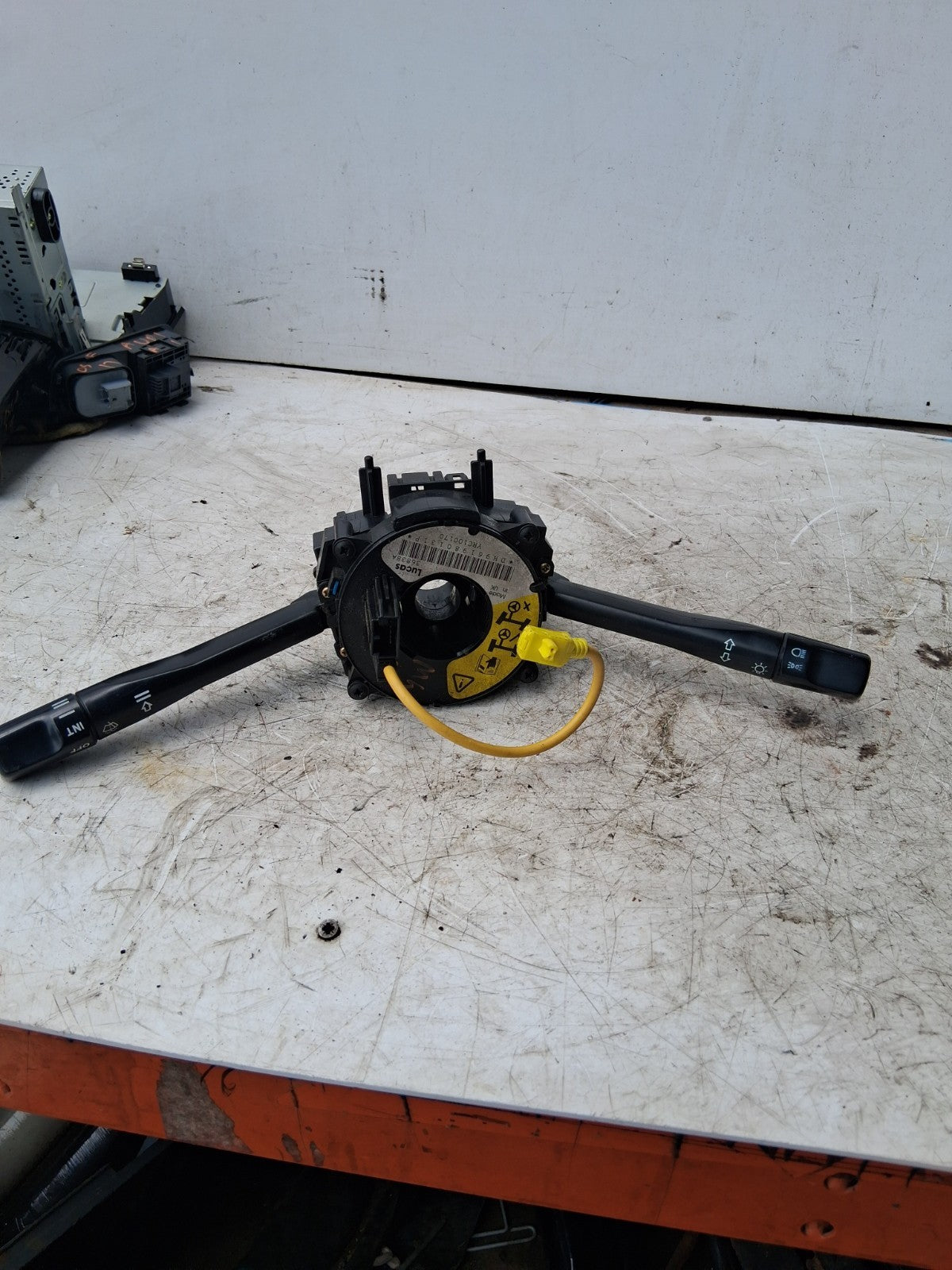1996 MG F STALK SQUIB AND SLIP RING AND WIPER INDICATORS YRC100170