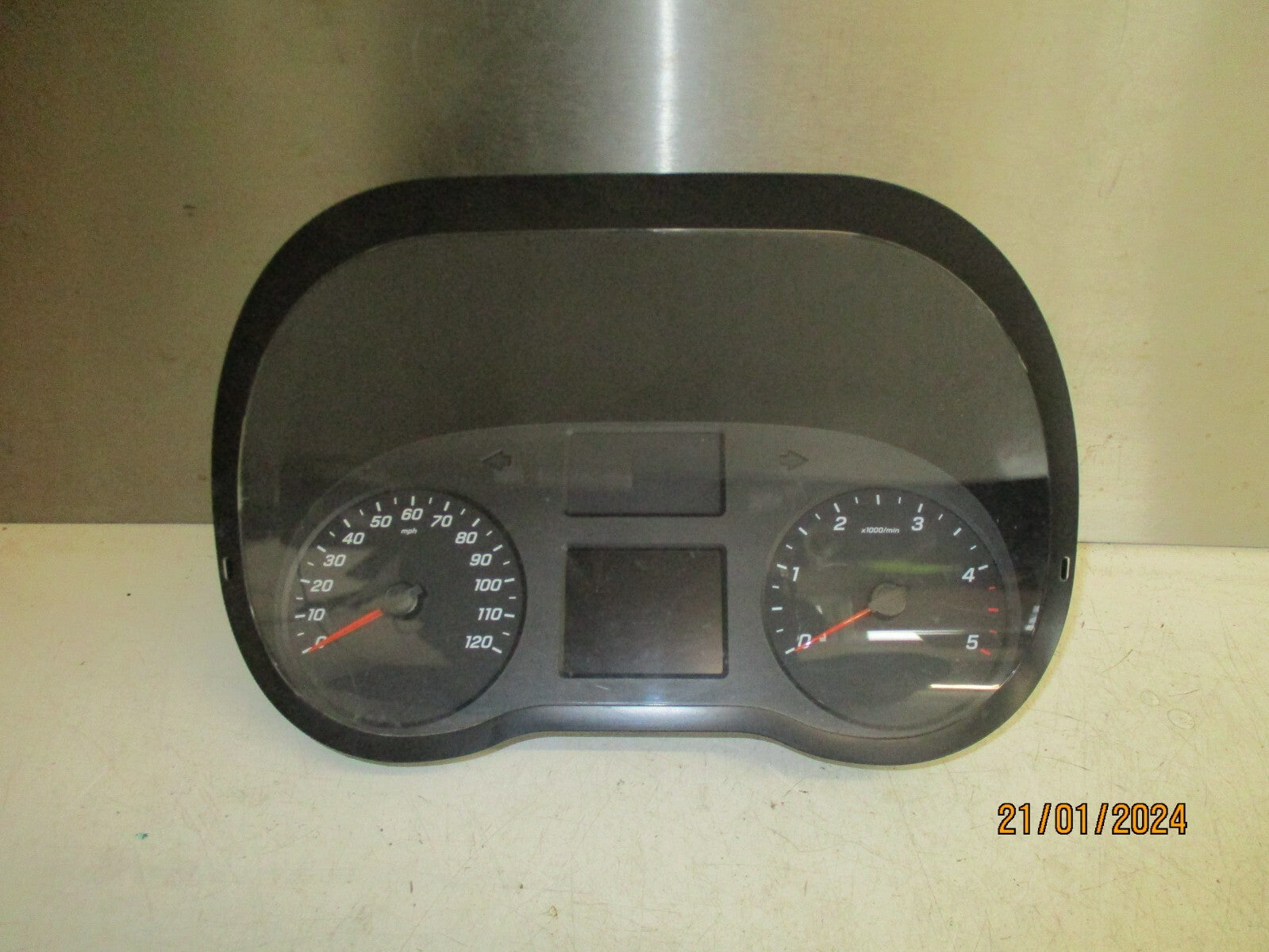 MERCEDES BENZ SPRINTER W907 2023 SPEEDOMETER INSTRUMENT CLUSTER A9079003009