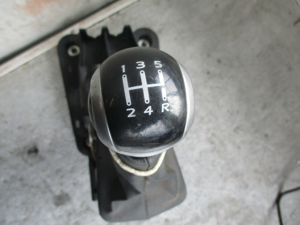 CITROEN DS3 2016 GEAR STICK & KNOB 5 SPEED 9808161780