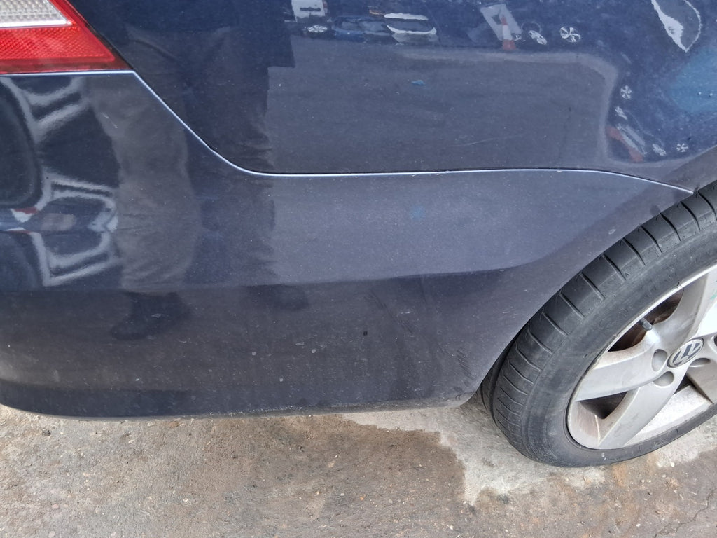2014 VW VOLKSWAGEN PASSAT B7 SALOON COMPLETE REAR BUMPER BLUE