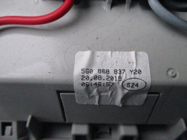 2013 VW GOLF MK7 INTERIOR ROOF READING LIGHT 5G0868837Y20