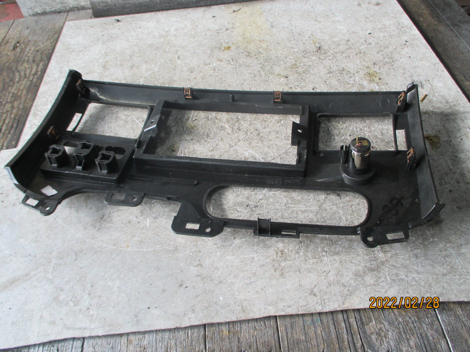 FORD TRANSIT MK7 2012 RADIO MOUNTING DASH CENTRE TRIM 6C11V047A04BW