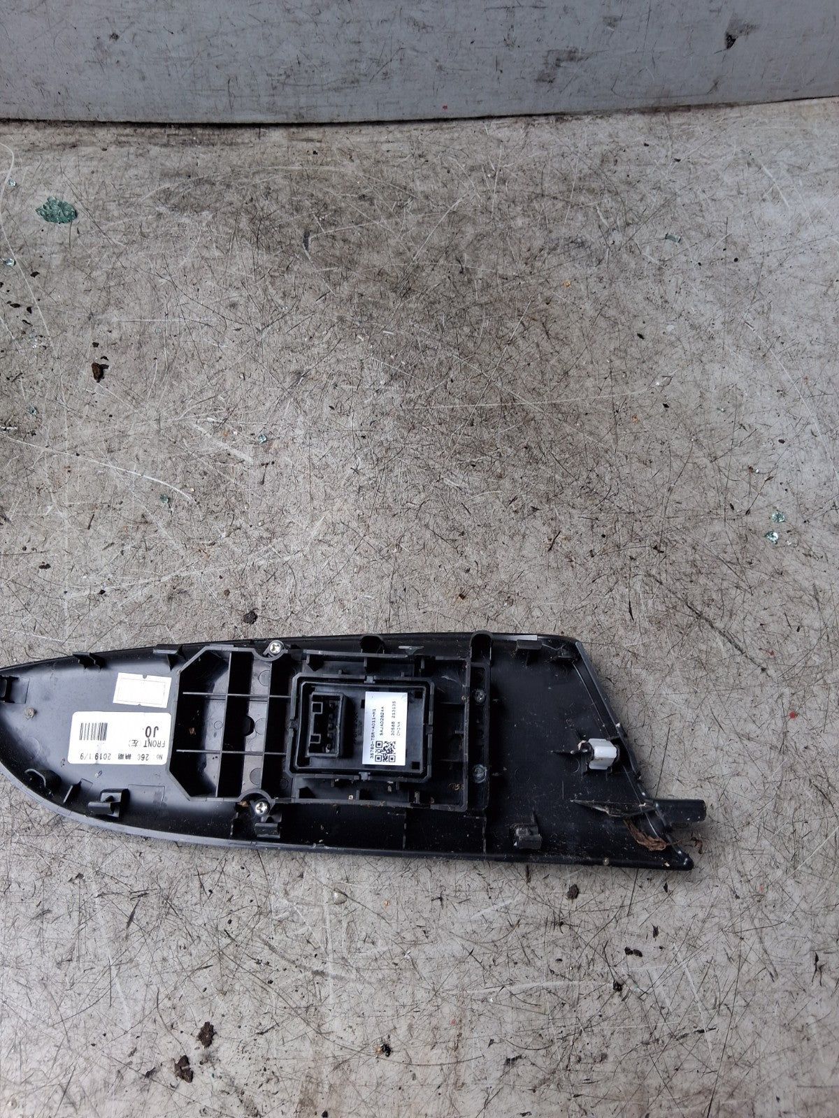 2019 HONDA JAZZ WINDOW CONTROL SWITCH 35760-T5R0-A011-M1