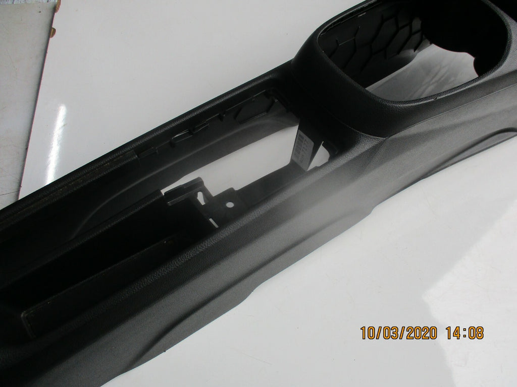 VAUXHALL VIVA 2017 PLASTIC CENTRE CONSOLE ASM CUP HOLDER USB 12V 95388454