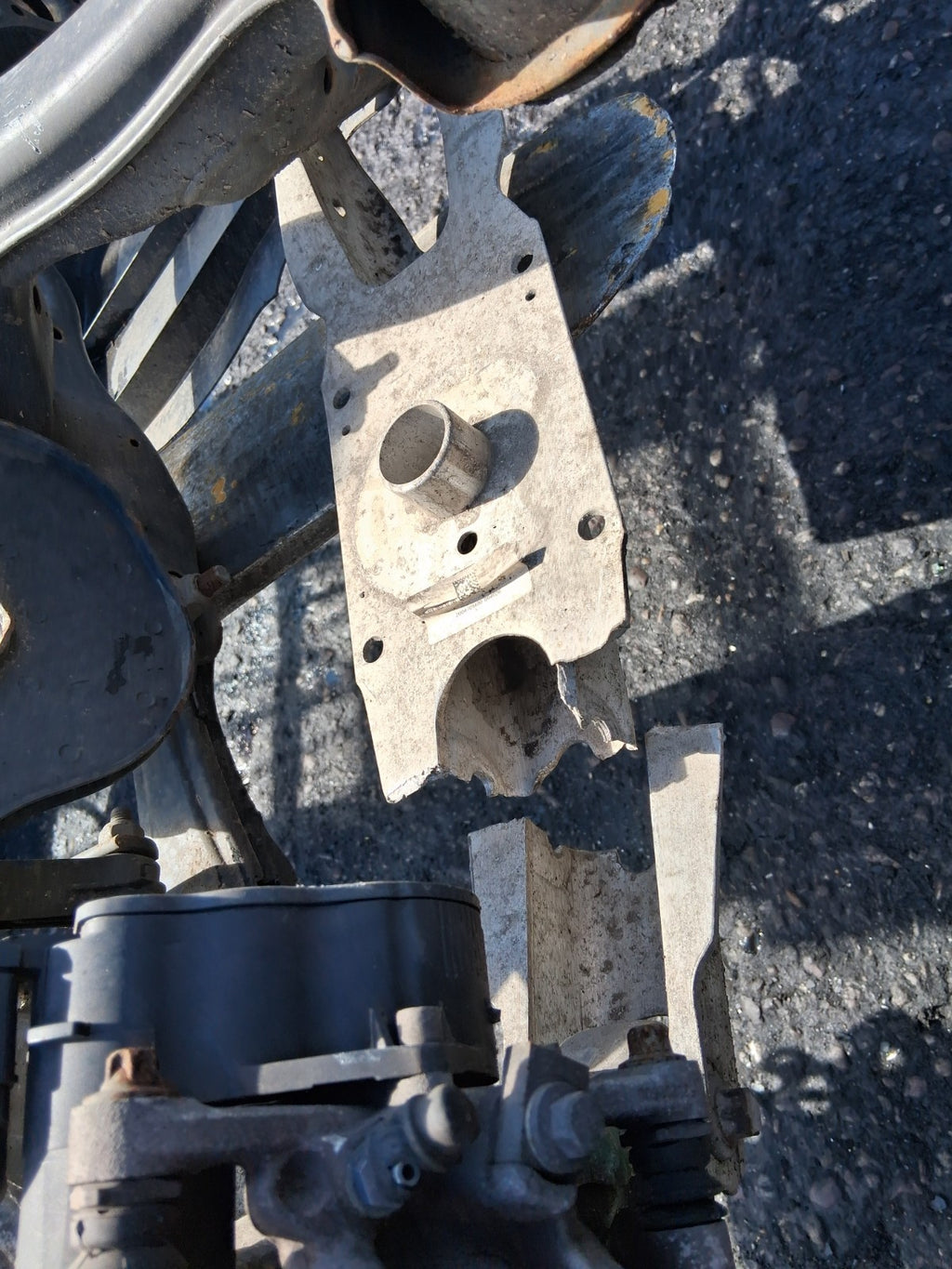 2021 MERCEDES A CLASS W177 1.3 HYBRID REAR AXLE LEG SHOCK HUB DISC TYPE