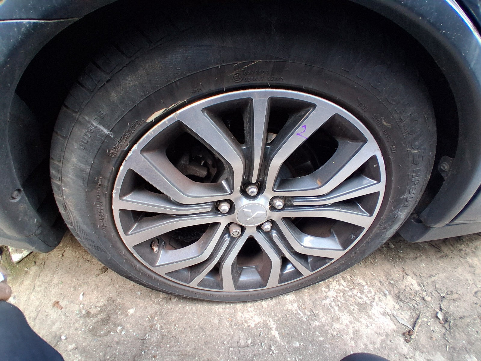 2018 MITSUBISHI OUTLANDER MK3 18 INCH ALLOY WHEEL WITH TYRE 225/55R18 REF 2