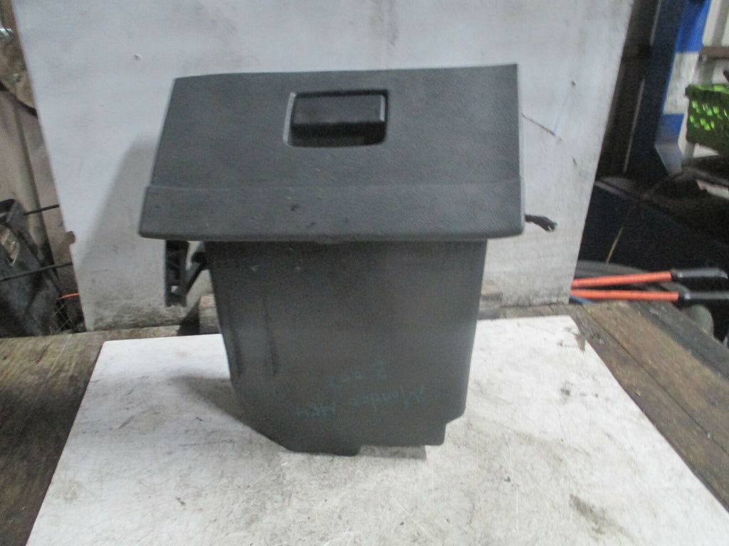 FORD MONDEO 2008 MK4 1.8 TDCI GLOVEBOX STORAGE COMPARTMENT