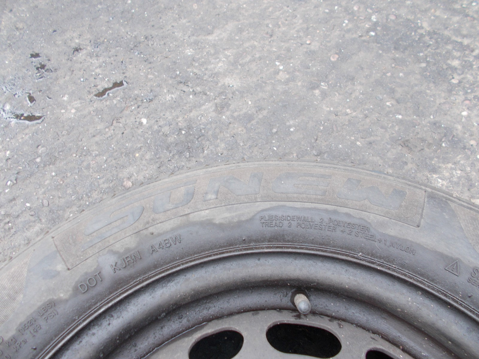PEUGEOT 208 SUNEW 4 STUD 15 INCH STEEL WHEEL 195/65 R15