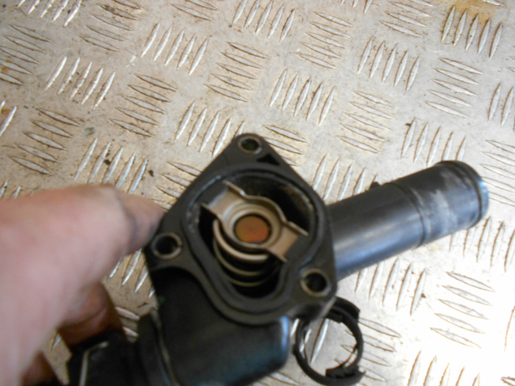 RENAULT SCENIC MK2 2004 1.5 DCI THREMOSTAT & HOSES PIPES