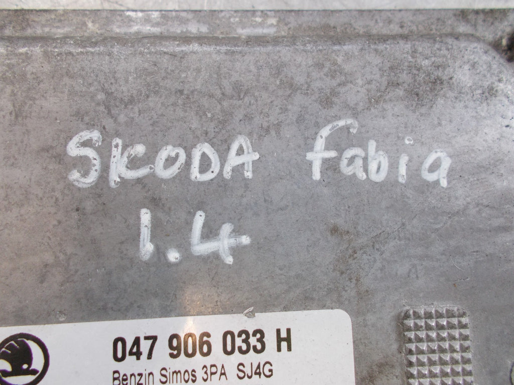 2002 SKODA FABIA 6Y MPI MK1 1.4 PETROL ENGINE ECU 047906033H 5WP40179