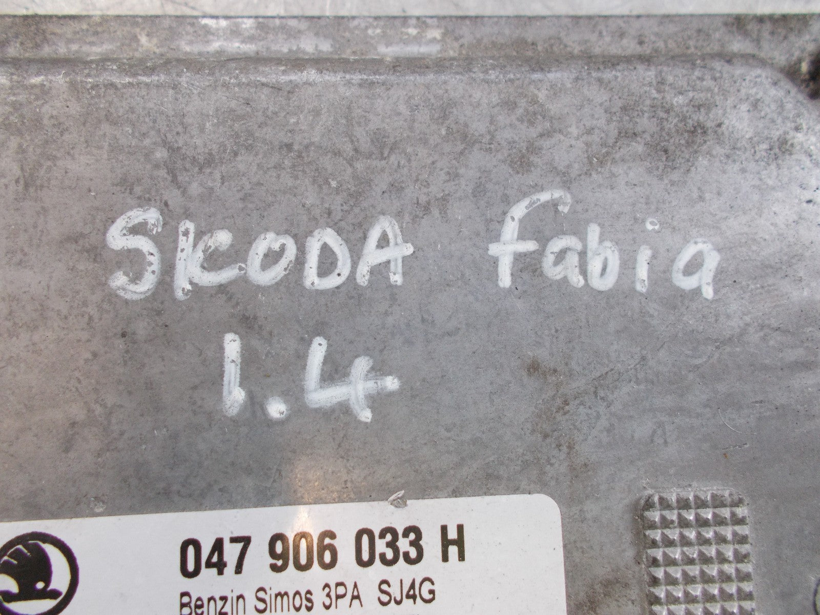 2002 SKODA FABIA 6Y MPI MK1 1.4 PETROL ENGINE ECU 047906033H 5WP40179