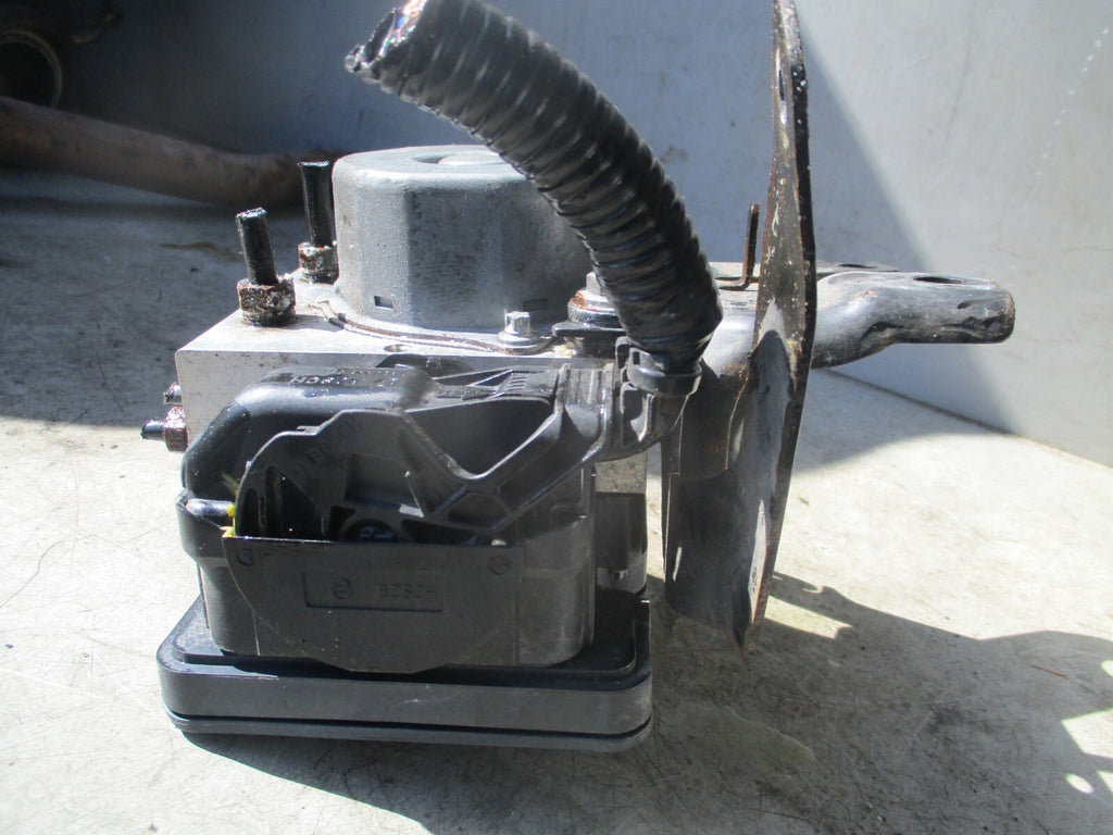 2019 PEUGEOT 108 1.0 PETROL ABS PUMP CONTROL MODULATOR 445400H130