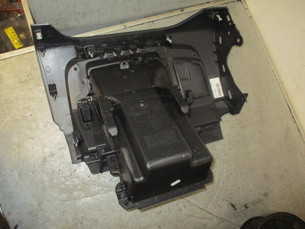 RENAULT CLIO X98 MK4 GLOVE BOX COMPARTMENT 681087136R