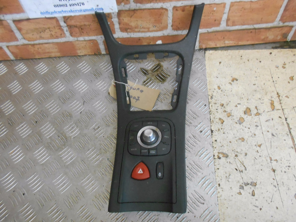RENAULT LAGUNA MK2 2006 CENTRE CONSOLE MULTIFUNCTION SWITCH ASSEMBLY 8200326970