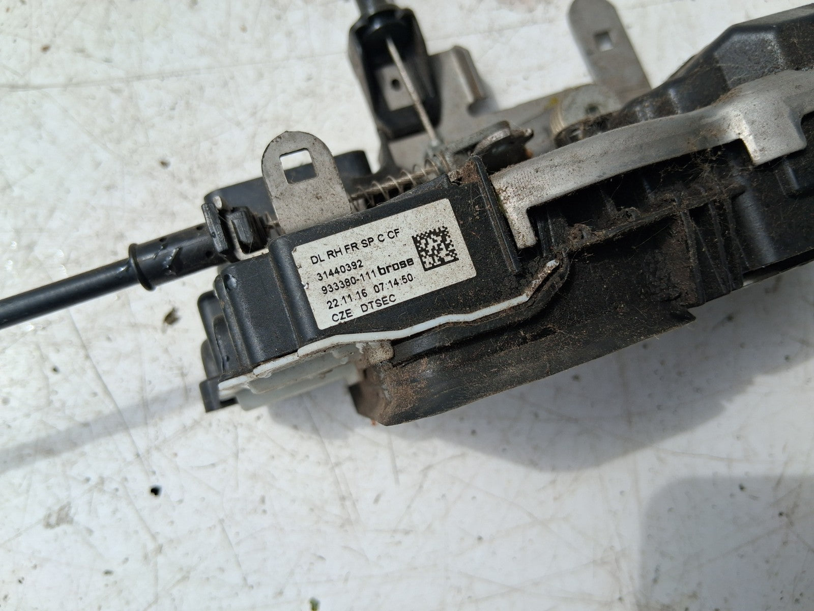 2016 VOLVO V40 OSF DRIVER SIDE FRONT DOOR LOCK MECHANISM 31440392