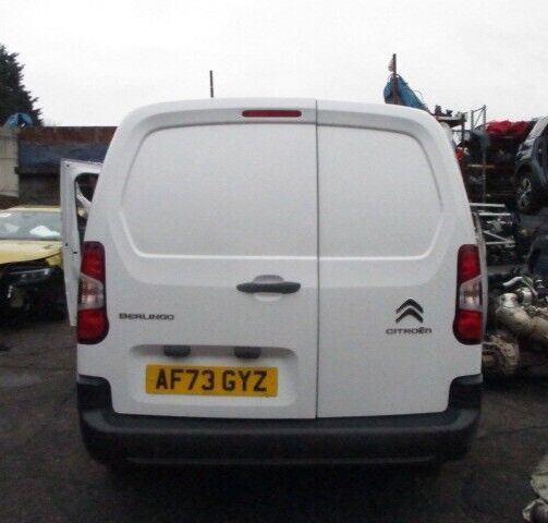 2023 CITROEN BERLINGO MK3 NSF PASSENGERS FRONT LEFT DOOR CARD