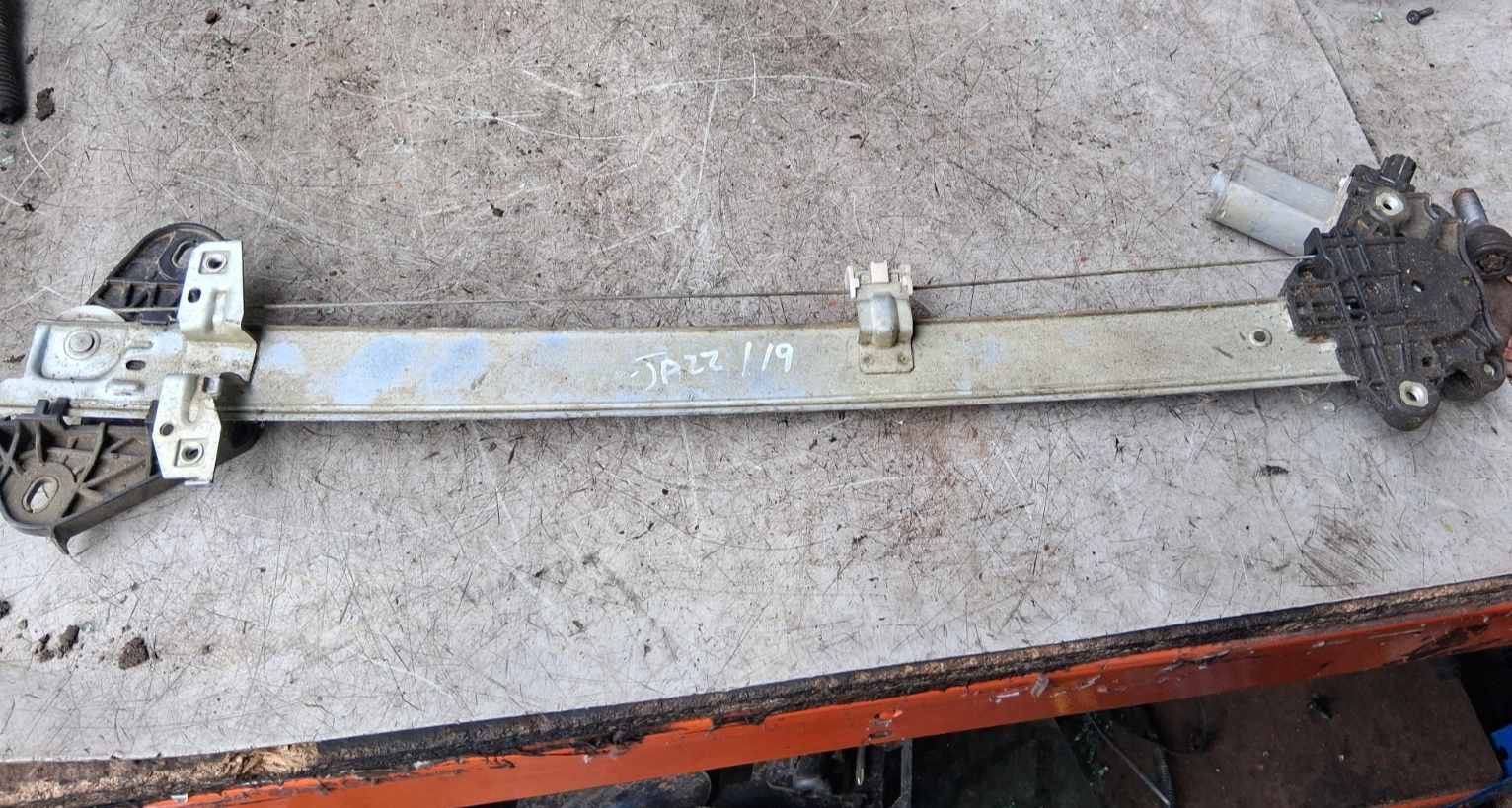 2019 HONDA JAZZ SIDE REAR WINDOW MOTOR AND REGULATOR CM01320