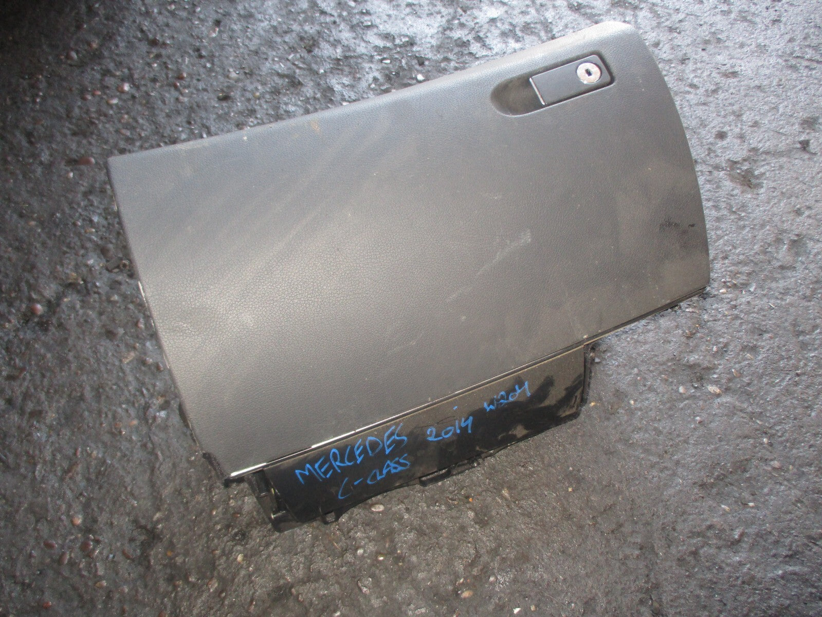 MERCEDES BENZ C CLASS W204 2014 PASSENGER SIDE GLOVEBOX