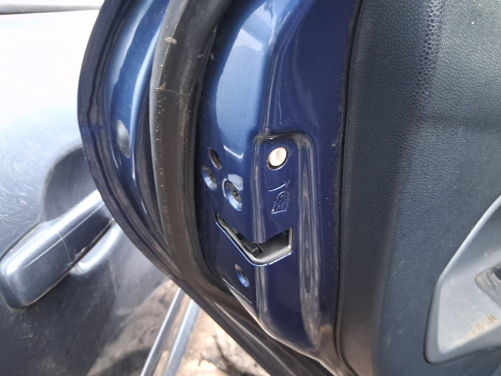2010 FORD FIESTA MK7 NSR PASSENGER SIDE REAR LEFT COMPLETE DOOR OCEAN BLUE