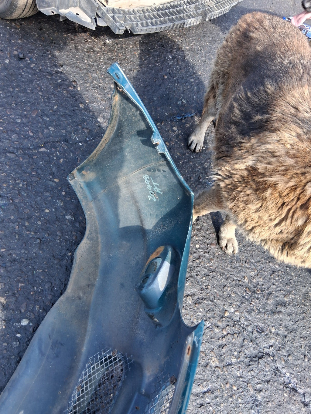 MG MGF 1996 MK1 COMPLETE FRONT BUMPER WITH GREEN BADGE GREEN