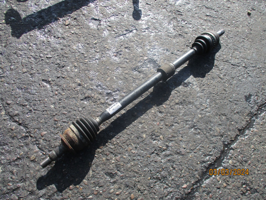 VAUXHALL ZAFIRA C 2017 1.4 PETROL MANUAL OS DRIVER SIDE DRIVESHAFT 13377898