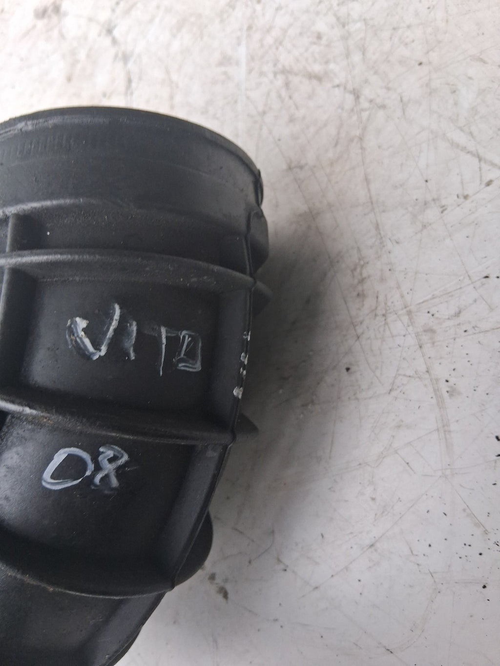 2008 MERCEDES BENZ VITO AIR INTAKE HOSE PIPE A6395282582