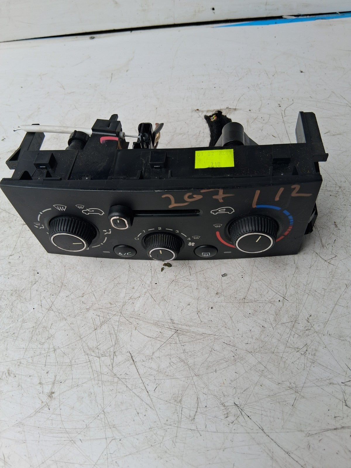 2012 PEUGOET 207 HVAC HEATER CONTROL UNIT / PANEL 69917001