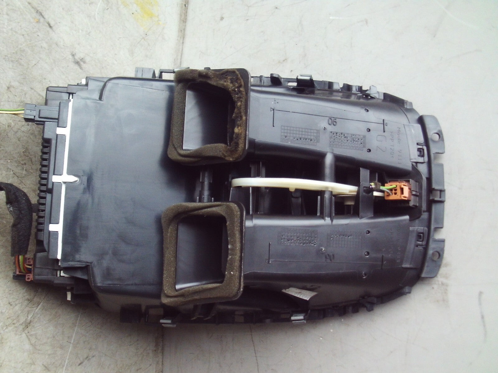 2010 PEUGOET 207 AIR VENT DASH HEATER DASHBOARD CENTRE TRIM SURROUND 96724726ZD