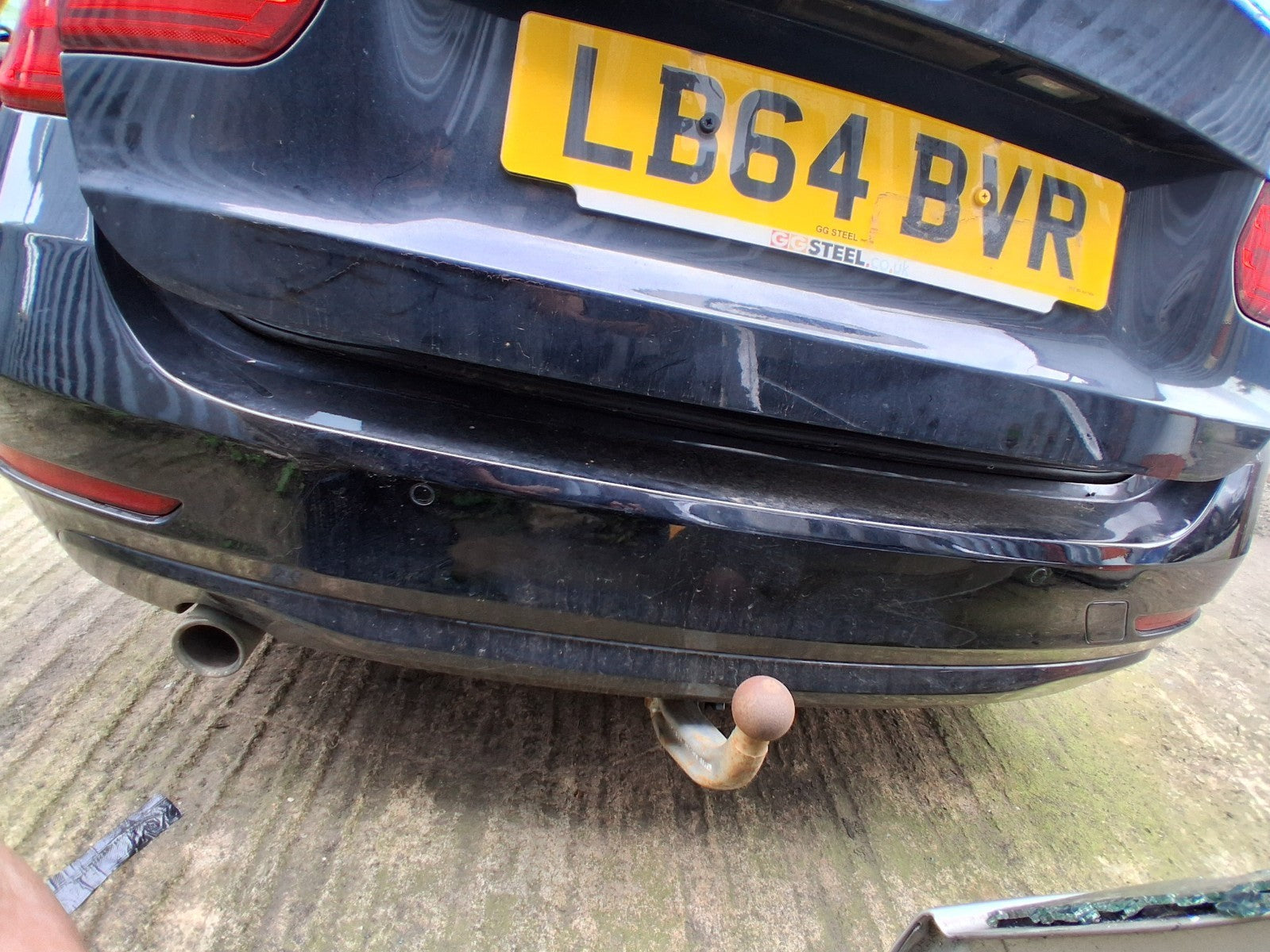 2015 BMW 3 SERIES F30 ESTATE COMPLETE REAR BUMPER WITHOUT TOW BAR JET BLACK 668