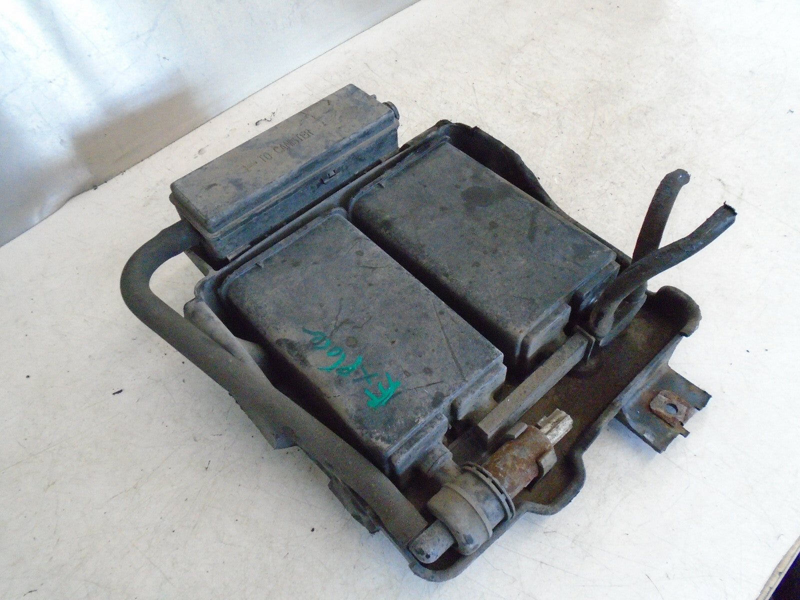 FORD EXPLORER V60 2000 4.0 PETROL CHARCOAL CANISTER FILTER VALVE SOLENOID