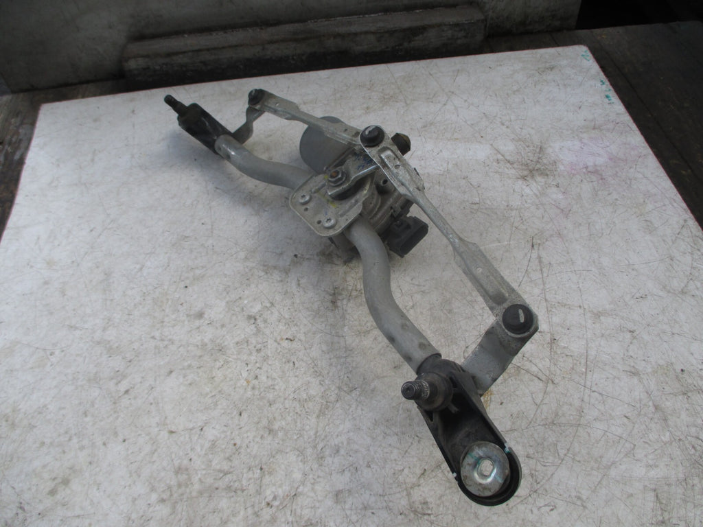 FORD KA + 2018 1.2 PETROL FRONT WINDSCREEN WIPER MOTOR LINKAGE E4B517500BF