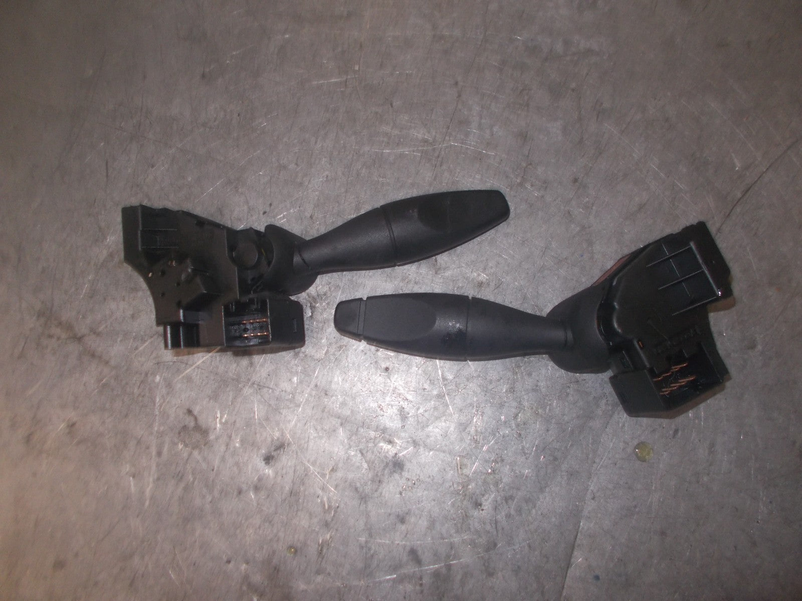 FORD FIESTA 2004 MK6 HEADLIGHT WIPER STALKS SWITCHES 1S7T13335AE 1S6T17A553AA