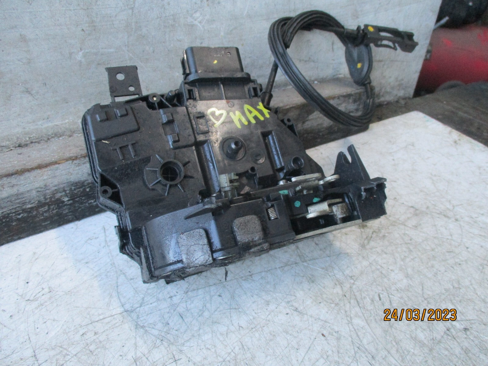 FORD B MAX 2013 OSF DRIVER SIDE FRONT DOOR LOCK MECHANISM AV1AR21812DD