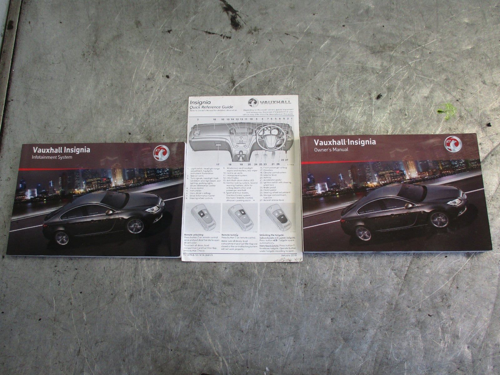 VAUXHALL INSIGNIA 08-13 MK1 PRE FACELIFT OWNER MANUAL BOOKLETS