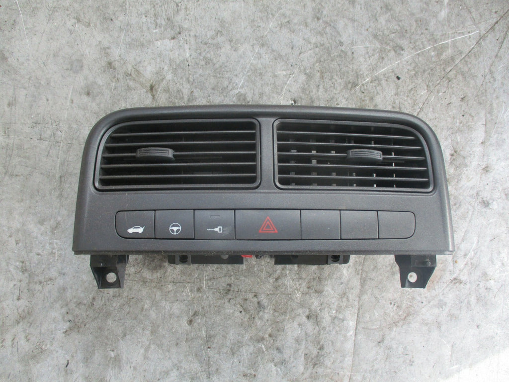 FIAT GRANDE PUNTO MK3 CENTRE DASHBOARD AIR VENTS 735394582
