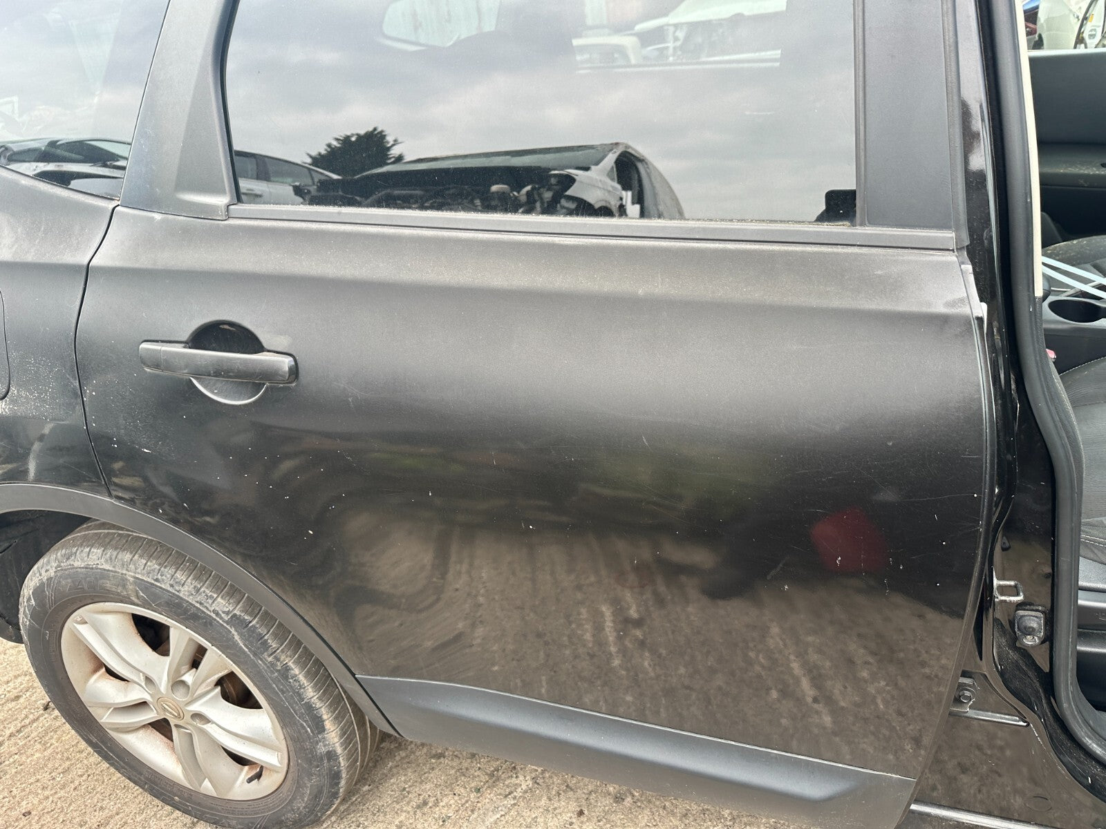 2010 NISSAN QASHQAI J10 +2 PLUS 2 OSR DRIVER SIDE REAR DOOR COMPLETE BLACK Z11G