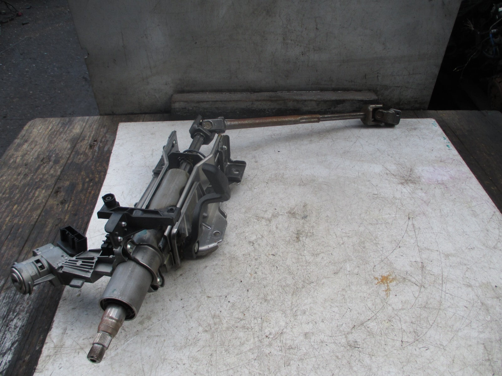 PEUGEOT BIPPER 2014 ADJUSTABLE STEERING COLUMN 61090801