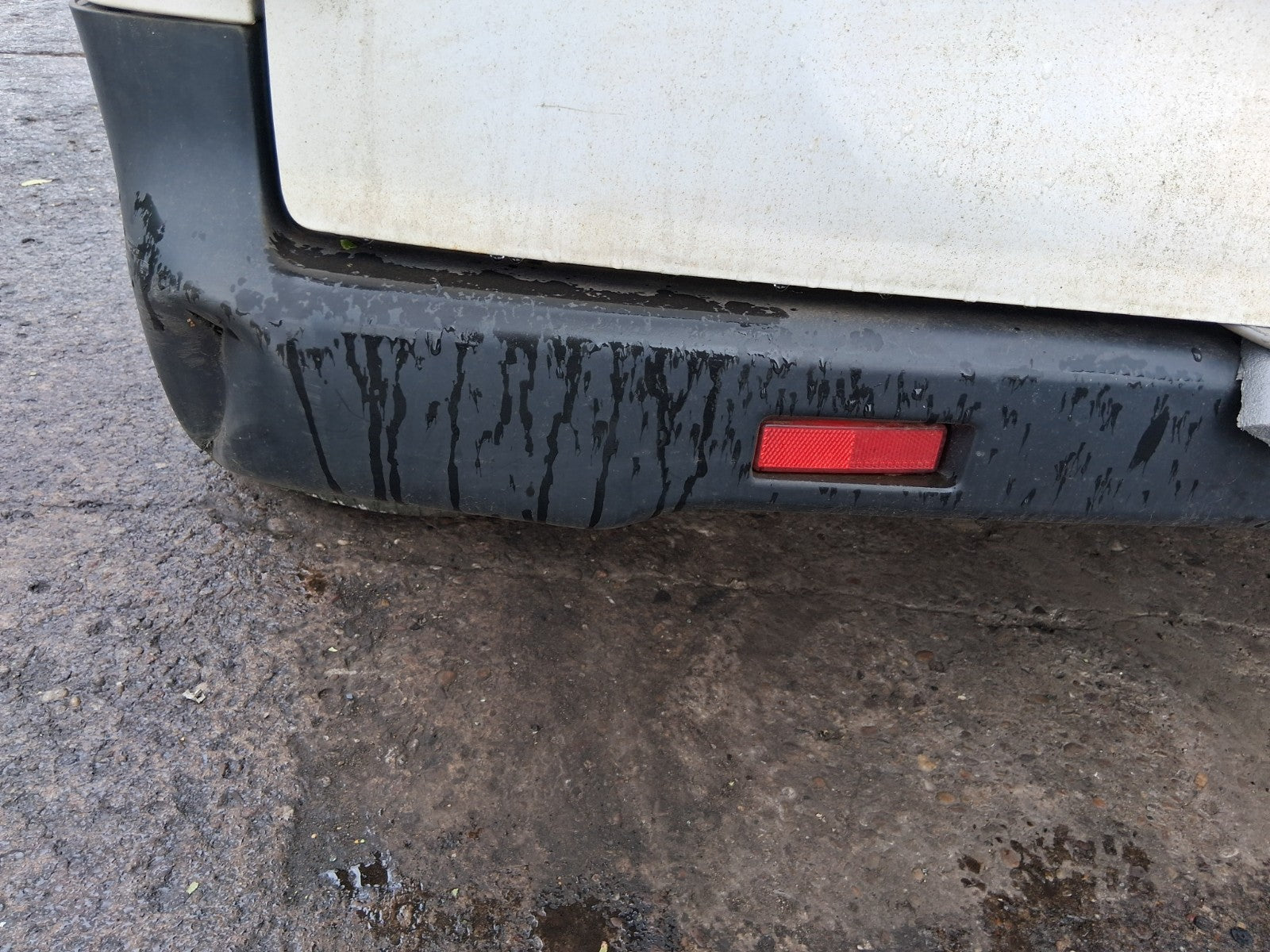 2018 NISSAN NV200 REAR COMPLETE BUMPER BLACK