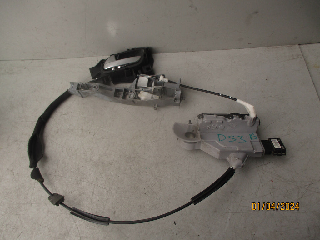 2016 CITROEN DS3 NSF PASSENGER FRONT LEFT SIDE DOOR LOCK
