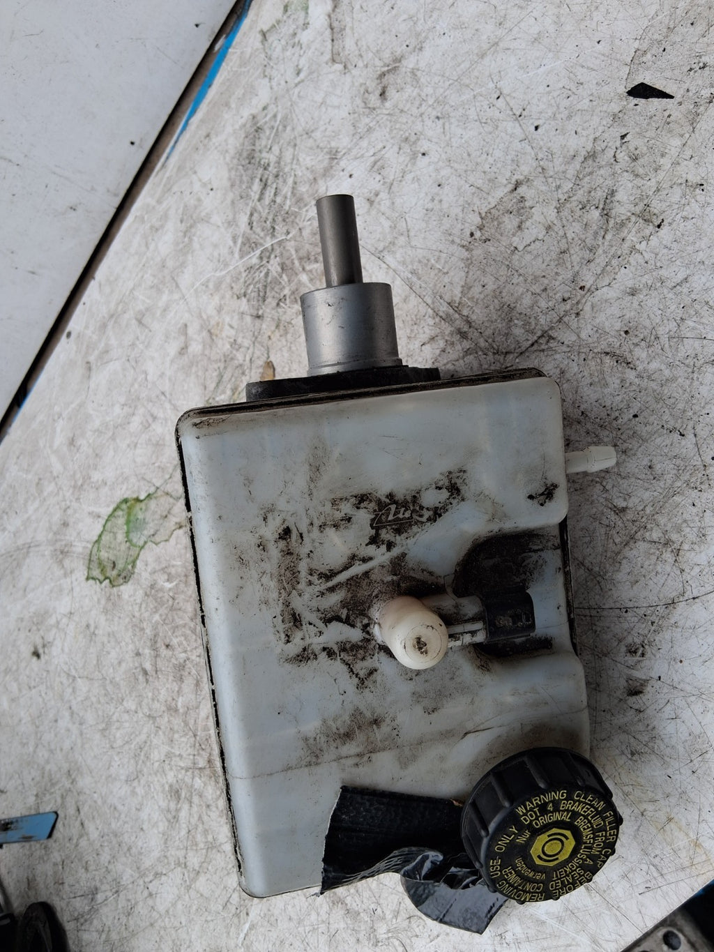 2023 RENAULT MASTER MK3 2.3 DIESEL BRAKE MASTER CYLINDER