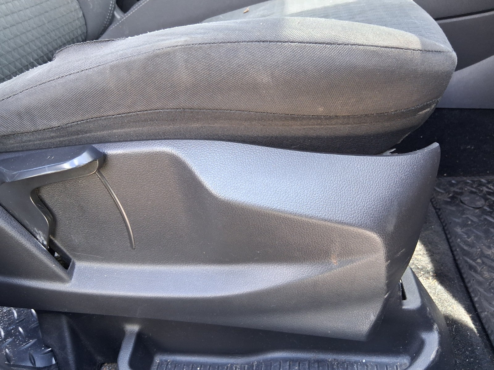2015 FORD GRAND C MAX MK2 OSF DRIVER SIDE FRONT RIGHT FABRIC SEAT