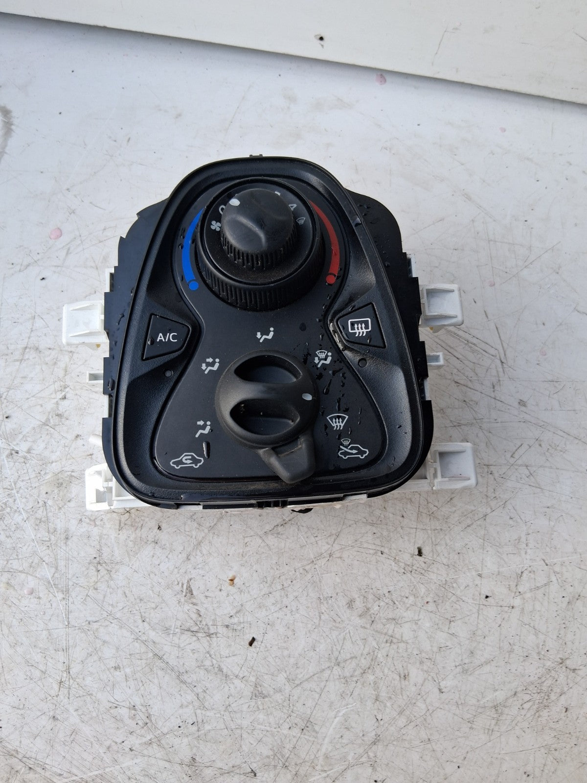 2019 TOYOTA AYGO HEATER AC CLIMATE CONTROL PANEL 55900YV030