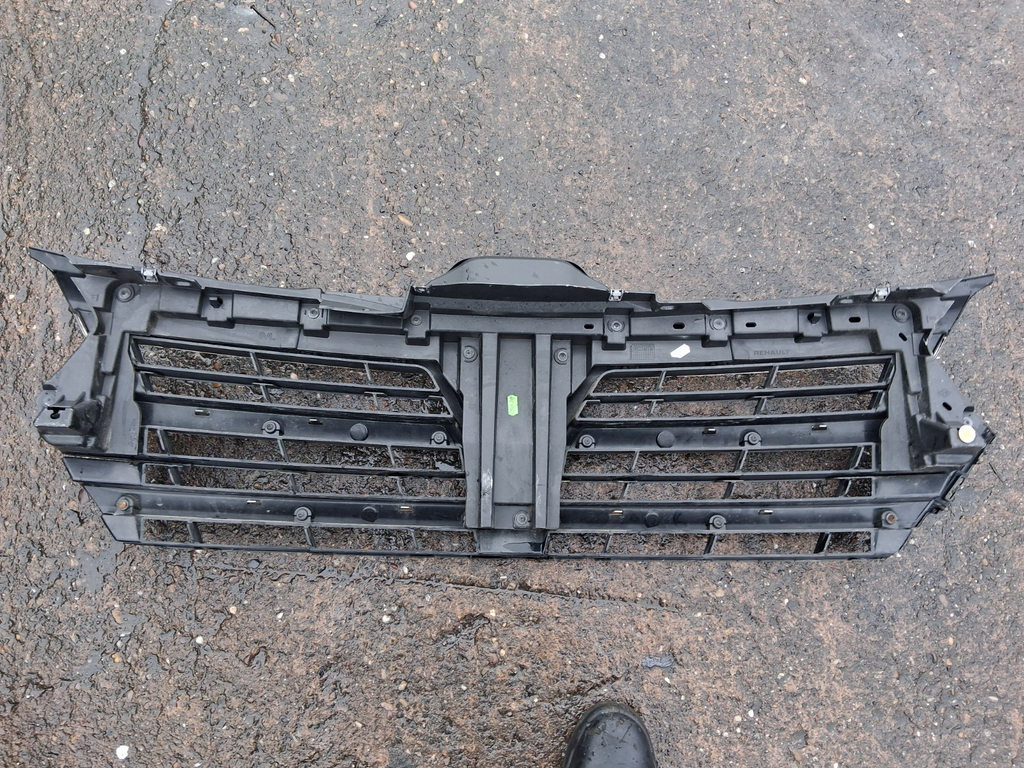 2024 RENAULT TRAFIC X82 MK3 FRONT UPPER MAIN GRILL LOGO BADGE GRILLE 623101859R
