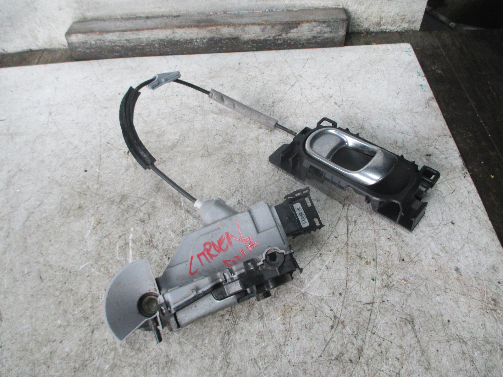 CITROEN C5 AIRCROSS 2020 OSF DRIVER SIDE FRONT DOOR LOCK MECHANISM