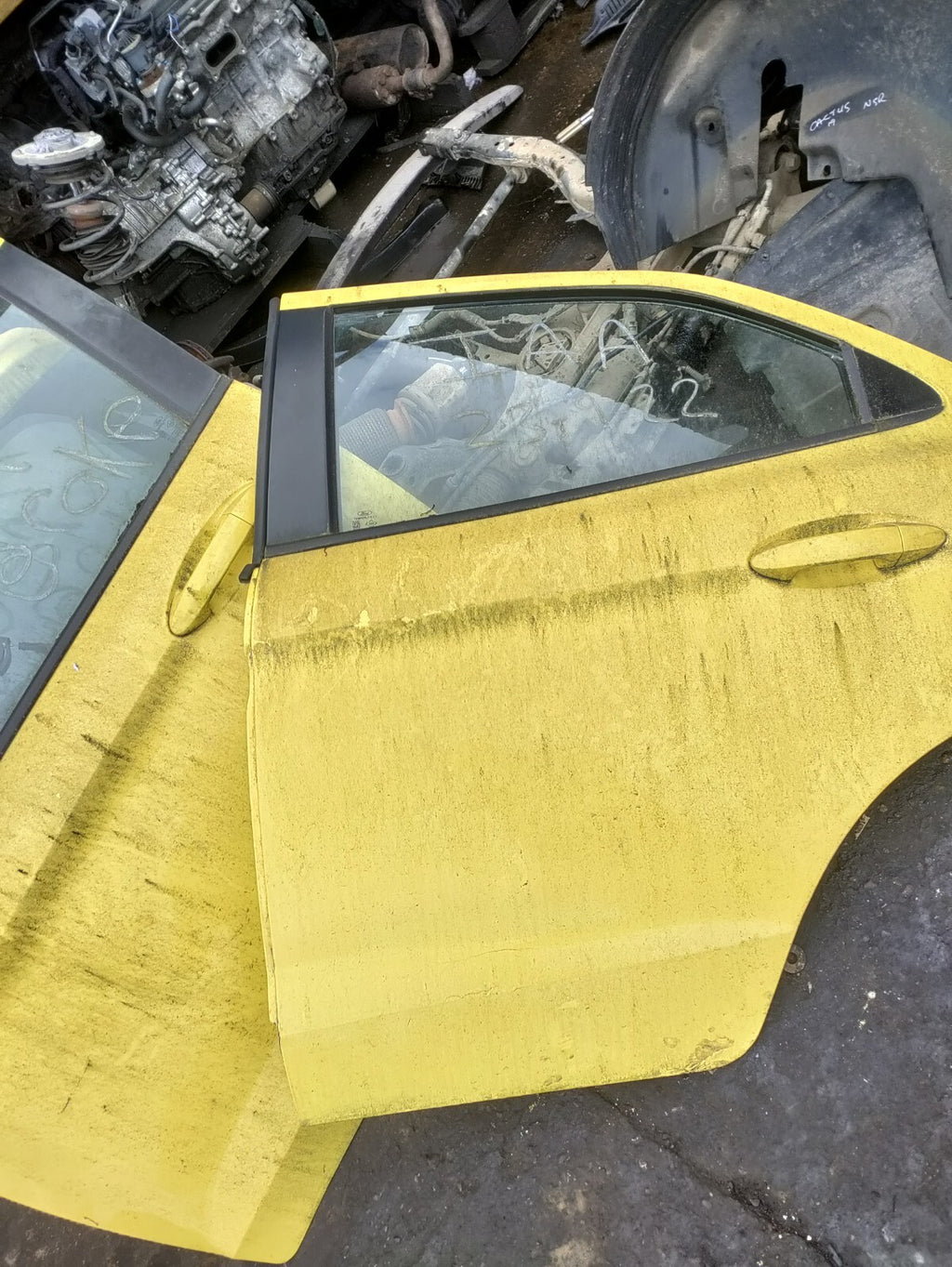 FORD KA+ PLUS 2017 NSR PASSENGER SIDE REAR COMPLETE DOOR YELLOW