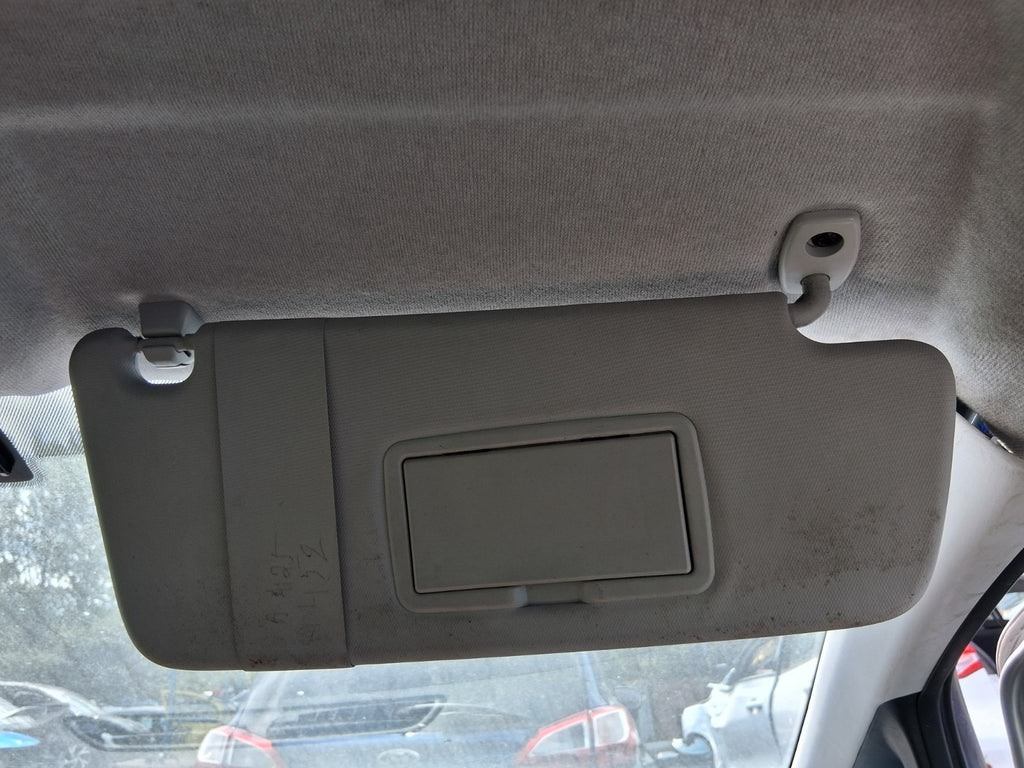 2017 VAUXHALL CORSA E 3 DOOR OSF DRIVER SIDE FRONT RIGHT SUN VISOR SHADE