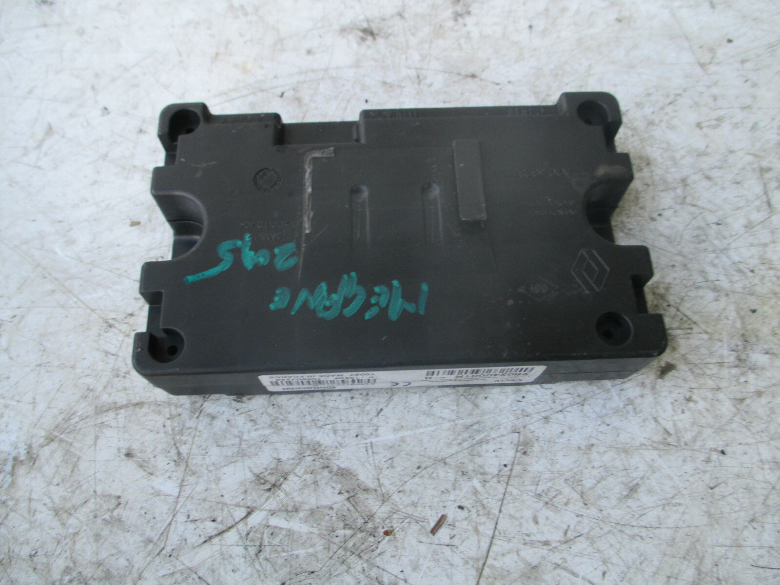 RENAULT MEGANE MK3 2015 NAVIGATION CONTROL MODULE UNIT 280240001R