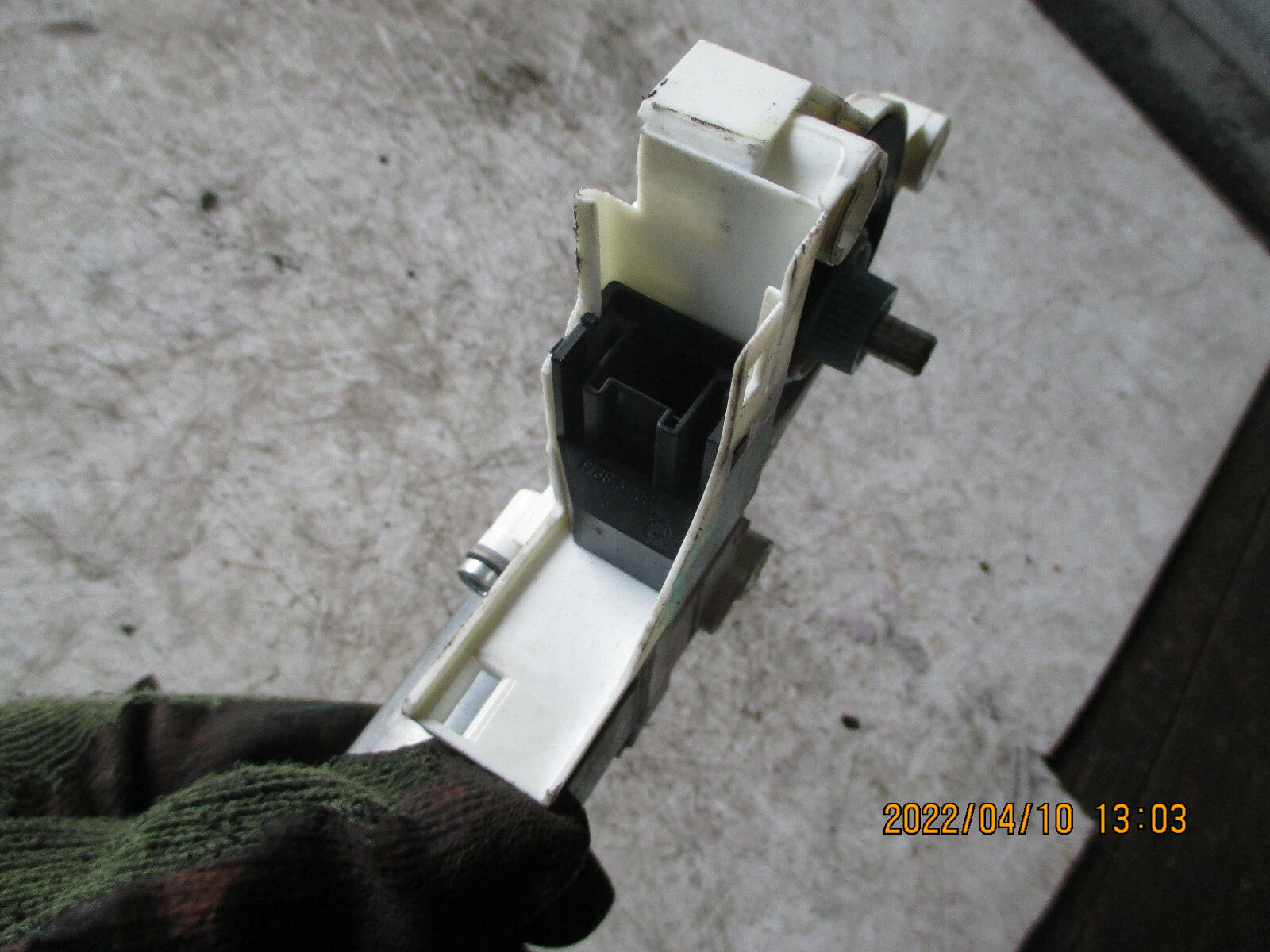 AUDI A1 2015 5 DOOR 8X NSF PASSENGER SIDE FRONT DOOR WINDOW MOTOR 8K0959801C