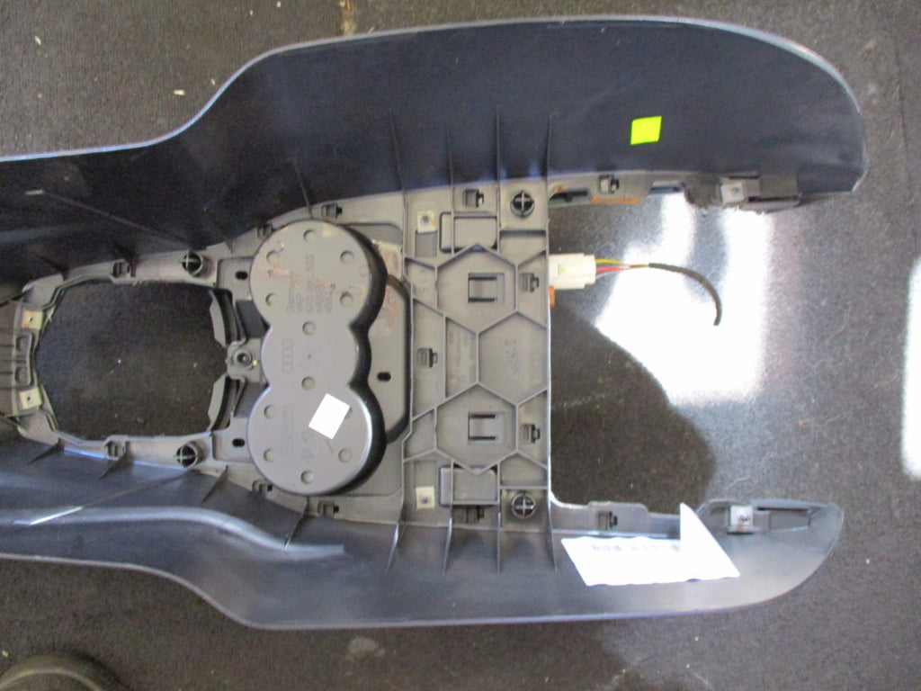 AUDI A1 2013 PLASTIC CENTRE CONSOLE HAND BRAKE SURROUND CUP HOLDER 8X0.862.533